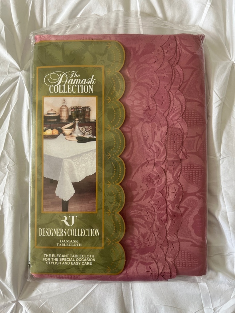 Damask Tablecloth - Rectangle 60x112” in Pink/Plum